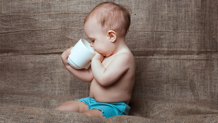 چای دادن به کودک